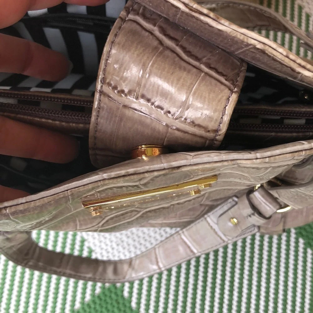 MGianni Bini large satchel handbag